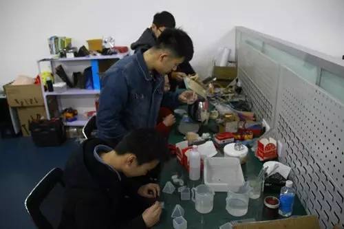 玩转“创立方”｜揭秘哈工程高大上的创客工厂