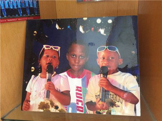 在蒲江的非洲一家人：三个非洲娃，一口地道蒲江话