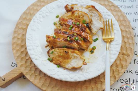 头油干枯分叉掉发用什么洗发水,精华液改善头发分叉干枯毛躁头油