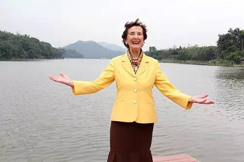 一个美丽又优雅的女人奥黛丽赫本,优雅有气质的奥黛丽赫本