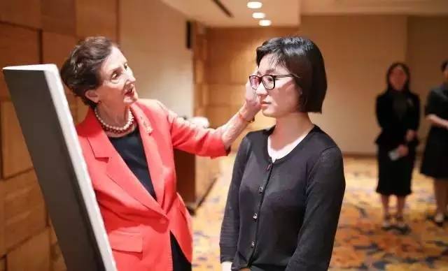 一个美丽又优雅的女人奥黛丽赫本,优雅有气质的奥黛丽赫本