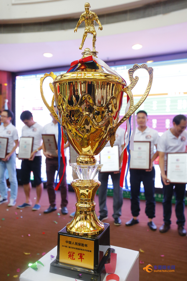 东莞高校杯足球联赛,以球会友搭建友谊之桥