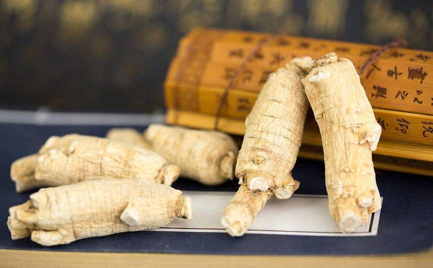 容易口干口渴能喝西洋参吗,心烦燥热可以用西洋参泡水喝吗