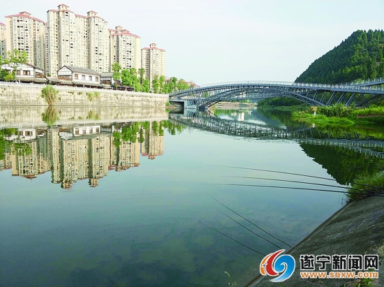 联盟河蓝藻没有了河水清亮了