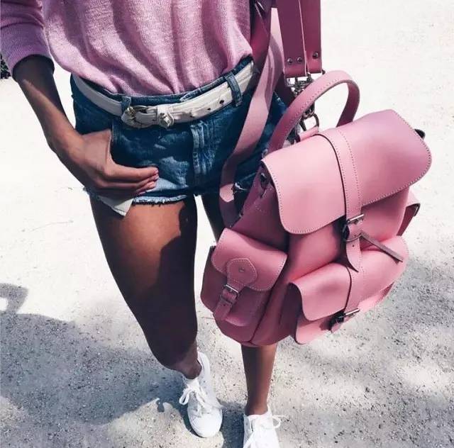 百搭双肩包推荐小众高级感,一款兼顾颜值与实用的双肩包