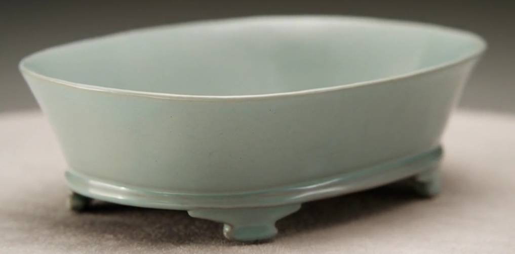 世界三件顶级汝瓷,汝瓷是唯一一个向天取色的瓷器