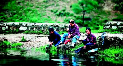 原生态美景迷醉师生山沟沟有了宣传短片