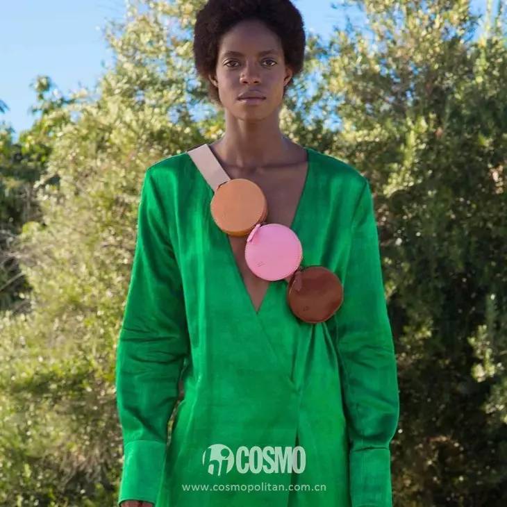 学生党开学季双肩包来咯,开学必备的结实帆布双肩包