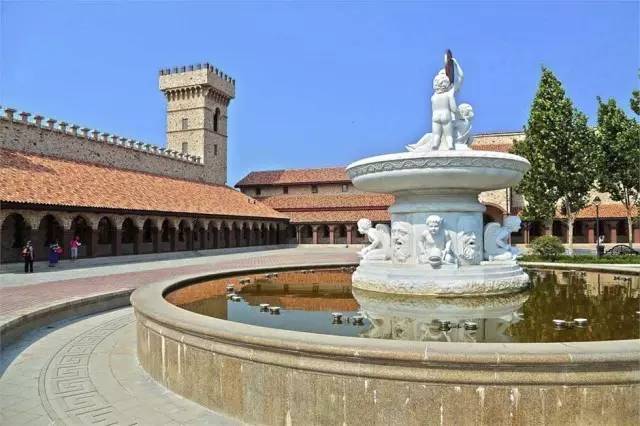 张裕瑞那城堡酒庄2016r2纪念版,陕西张裕瑞那城堡酒庄门票