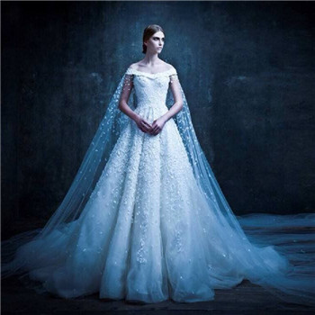 新娘化妆大约多少钱,请新娘化妆师多少钱