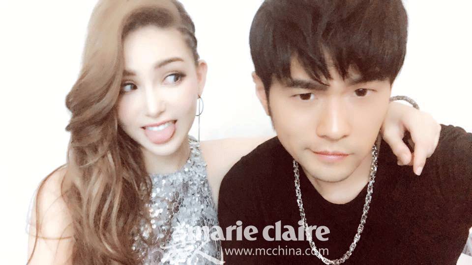 手机壳也可以照镜子补妆,手机壳可补妆