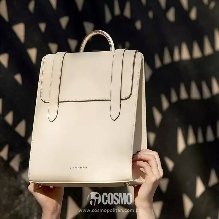 学生党开学季双肩包来咯,开学必备的结实帆布双肩包