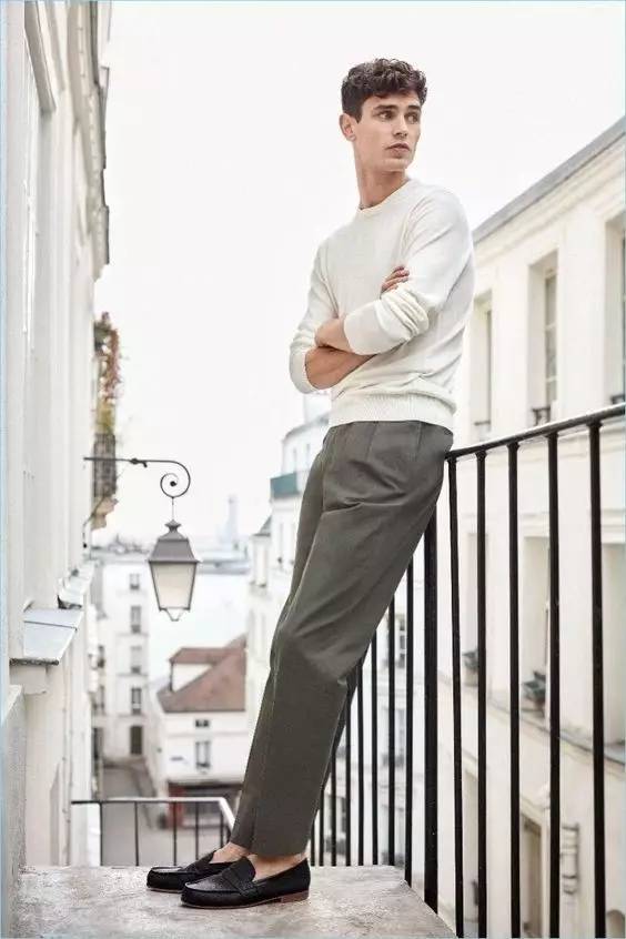 不穿运动鞋好不好,不穿运动鞋就练不好体育了吗