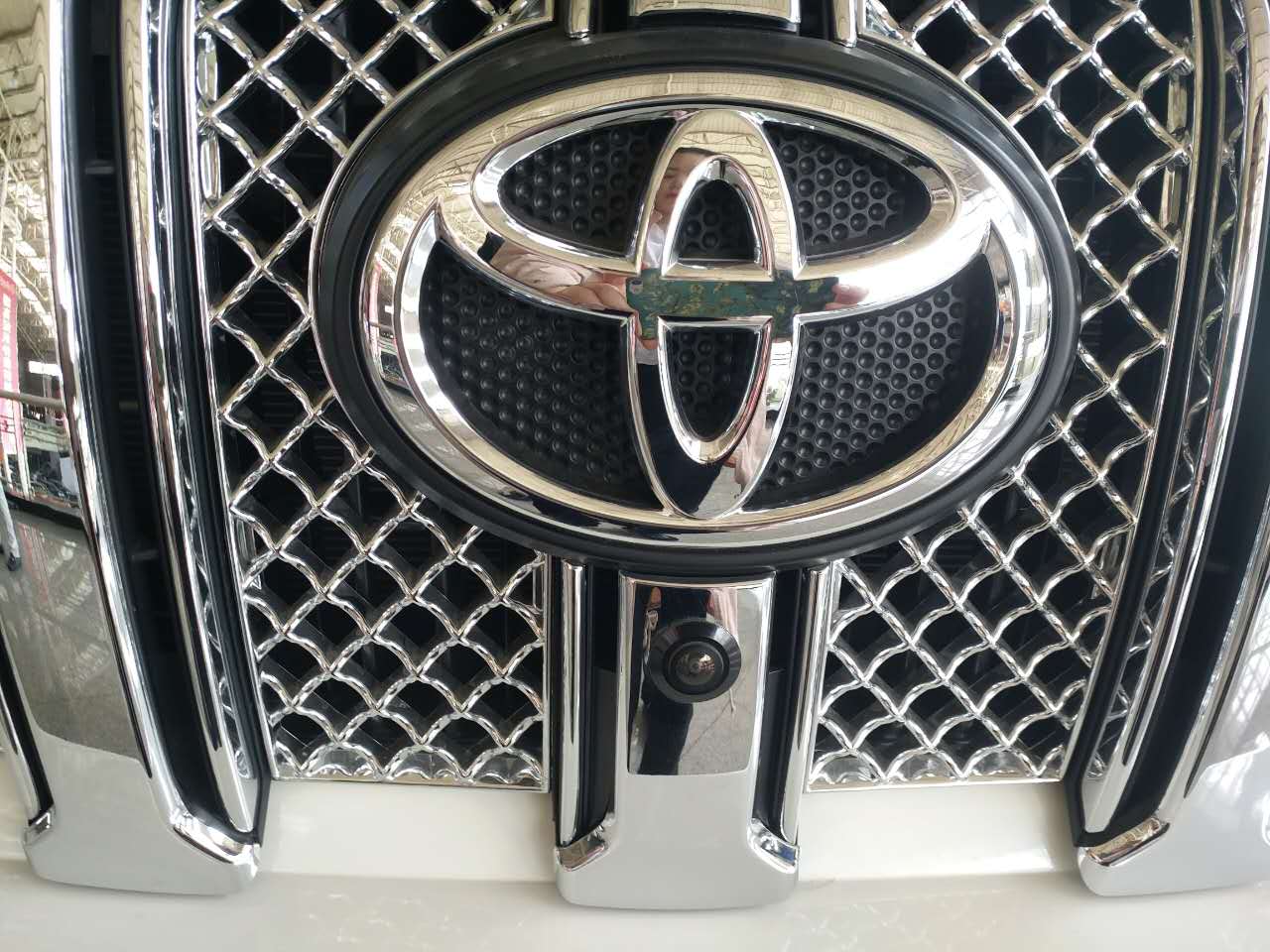 丰田普拉多2700中东版多少钱落地,丰田霸道普拉多2700现在的价格