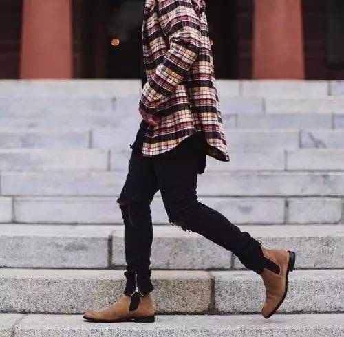 不穿运动鞋好不好,不穿运动鞋就练不好体育了吗