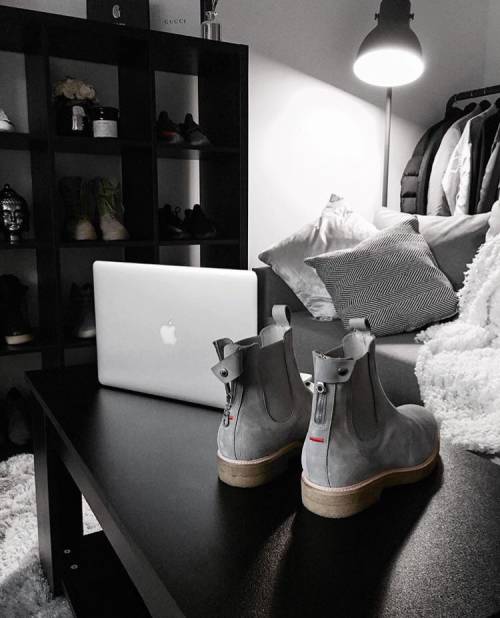 不穿运动鞋好不好,不穿运动鞋就练不好体育了吗