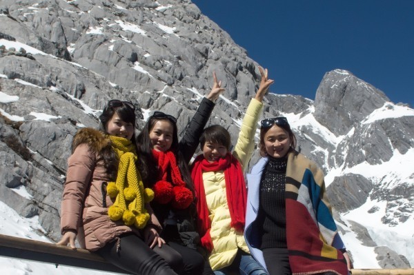 Hi,我是小可，我又回来了，产后第一次出行，娘子军奔赴女儿国