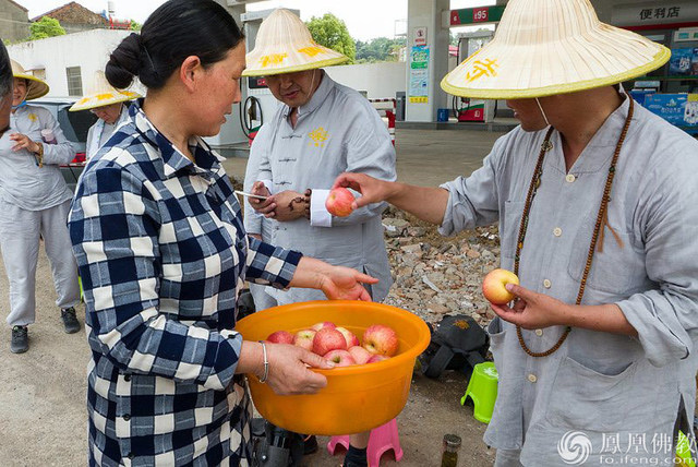 徒步登九华山,九华山徒步朝拜攻略视频