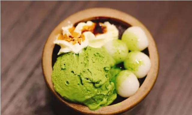 「霸王餐」请问你今天要来点兔子吗？火遍朋友圈的网红抹茶店要送“绿”了！