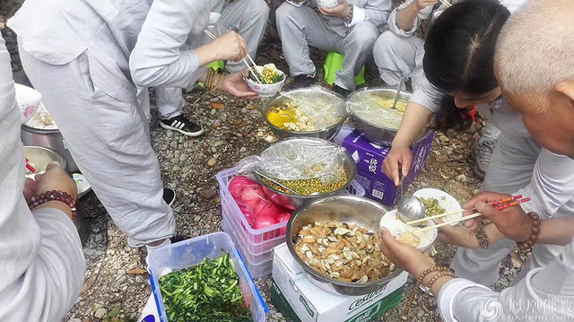 徒步登九华山,九华山徒步朝拜攻略视频