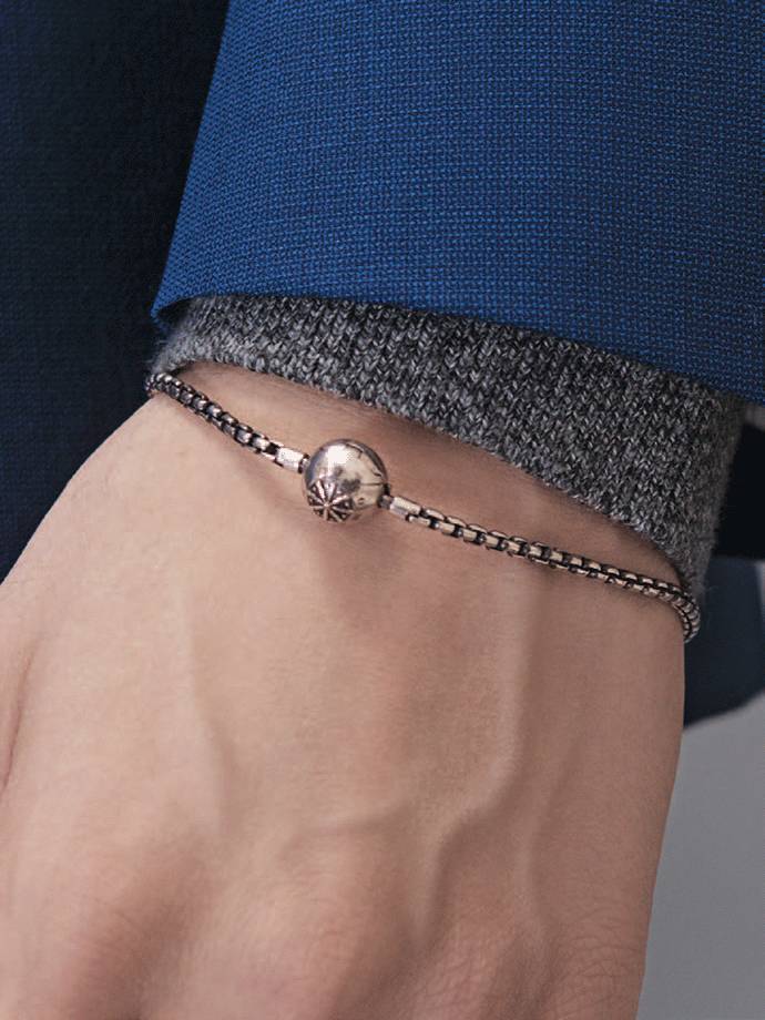 时装大片主视觉,正装写真服装