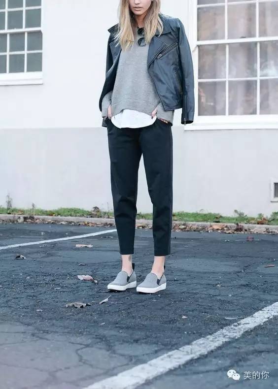 休闲九分裤搭配运动鞋好看吗,直筒九分裤怎么搭配运动鞋