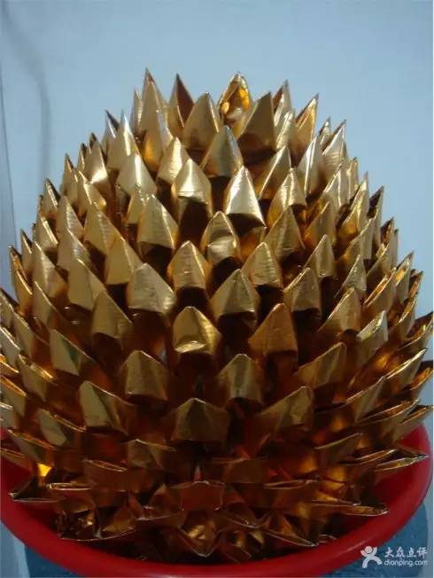 黄纸手工折纸菠萝元宝,中秋节元宝折纸的教程简单又漂亮