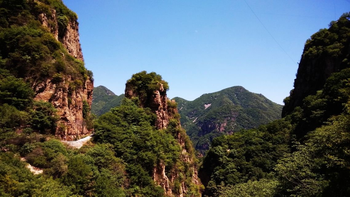 国内刺激的栈道,长假高空玻璃栈道