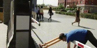 《谁是老司机》普通人的鞋柜是这样的，而改装车玩家的“鞋”是这样的……