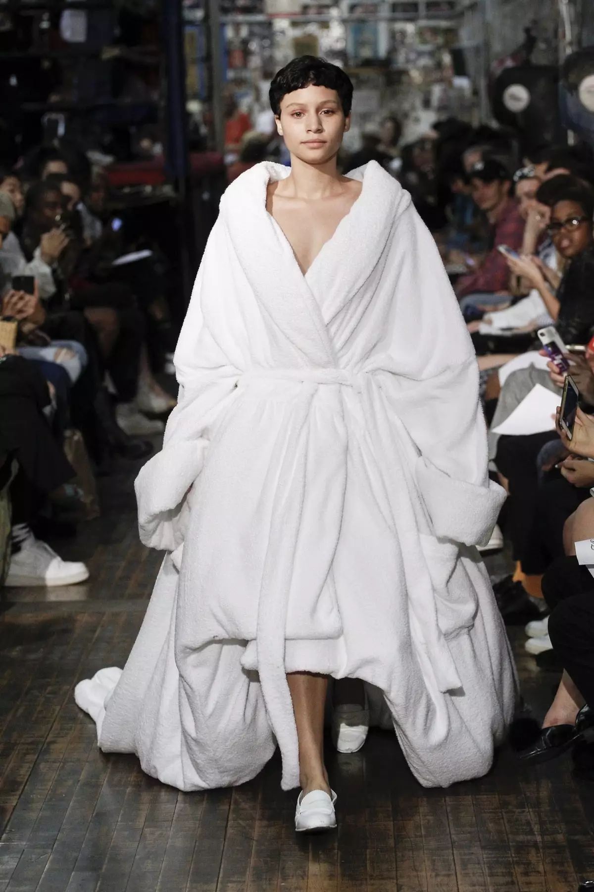 中国风服装设计师纽约时装周 (真正入围纽约时装周的华裔设计师)