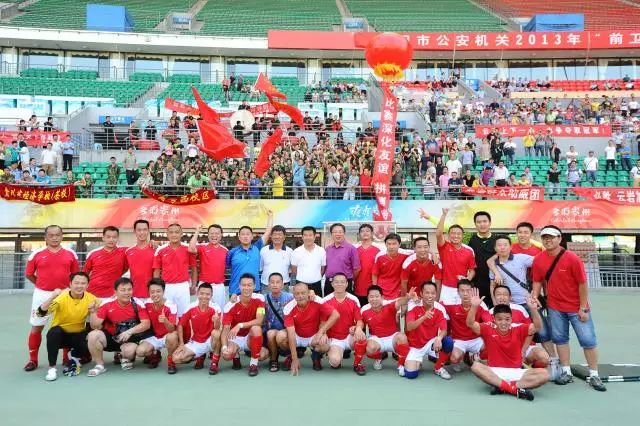 我们这五年诗朗诵,我们这五年剧情介绍