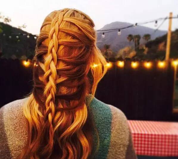 最流行女人头发编发,全球精选发型编发