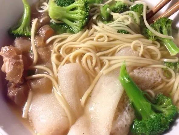 美好的假期从一束花开始,美好的假期从早餐开始