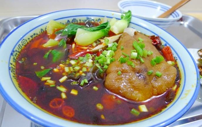 美好的假期从一束花开始,美好的假期从早餐开始