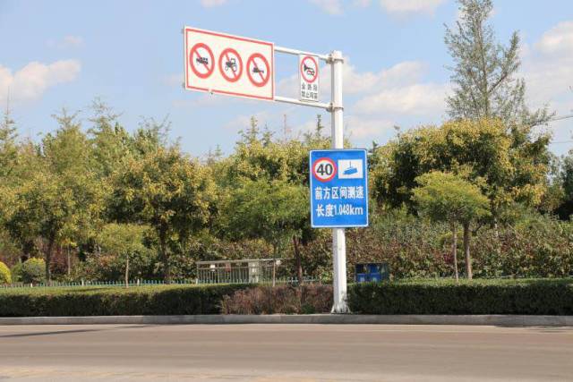 电子警察监控区域严禁变道和压线,电子警察和道路违法抓拍