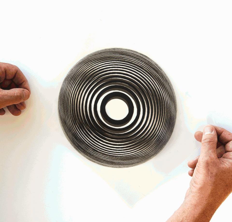 电脑屏幕出现电流波纹怎么办,电脑上的奇怪波纹