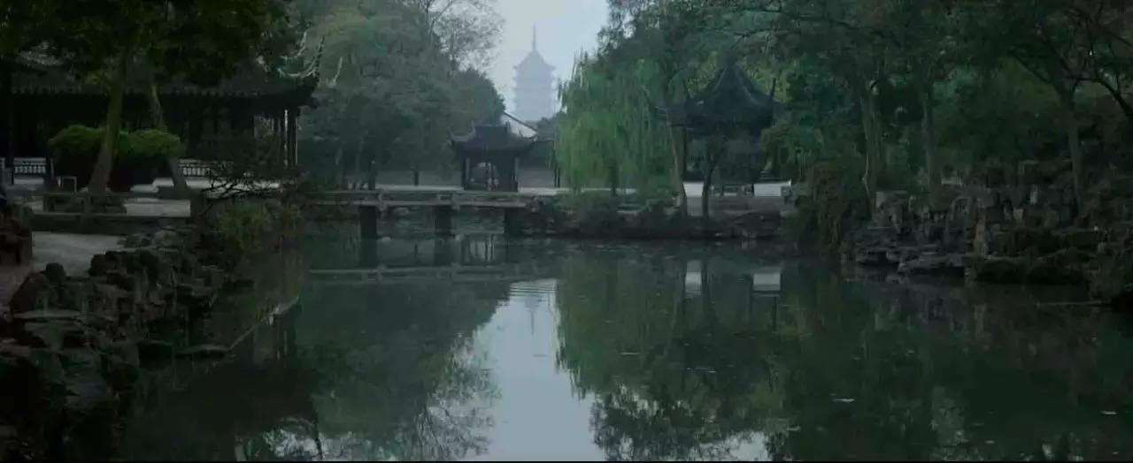 拙政园具有浓郁的江南水乡特点吗,拙政园的空灵雅致之美