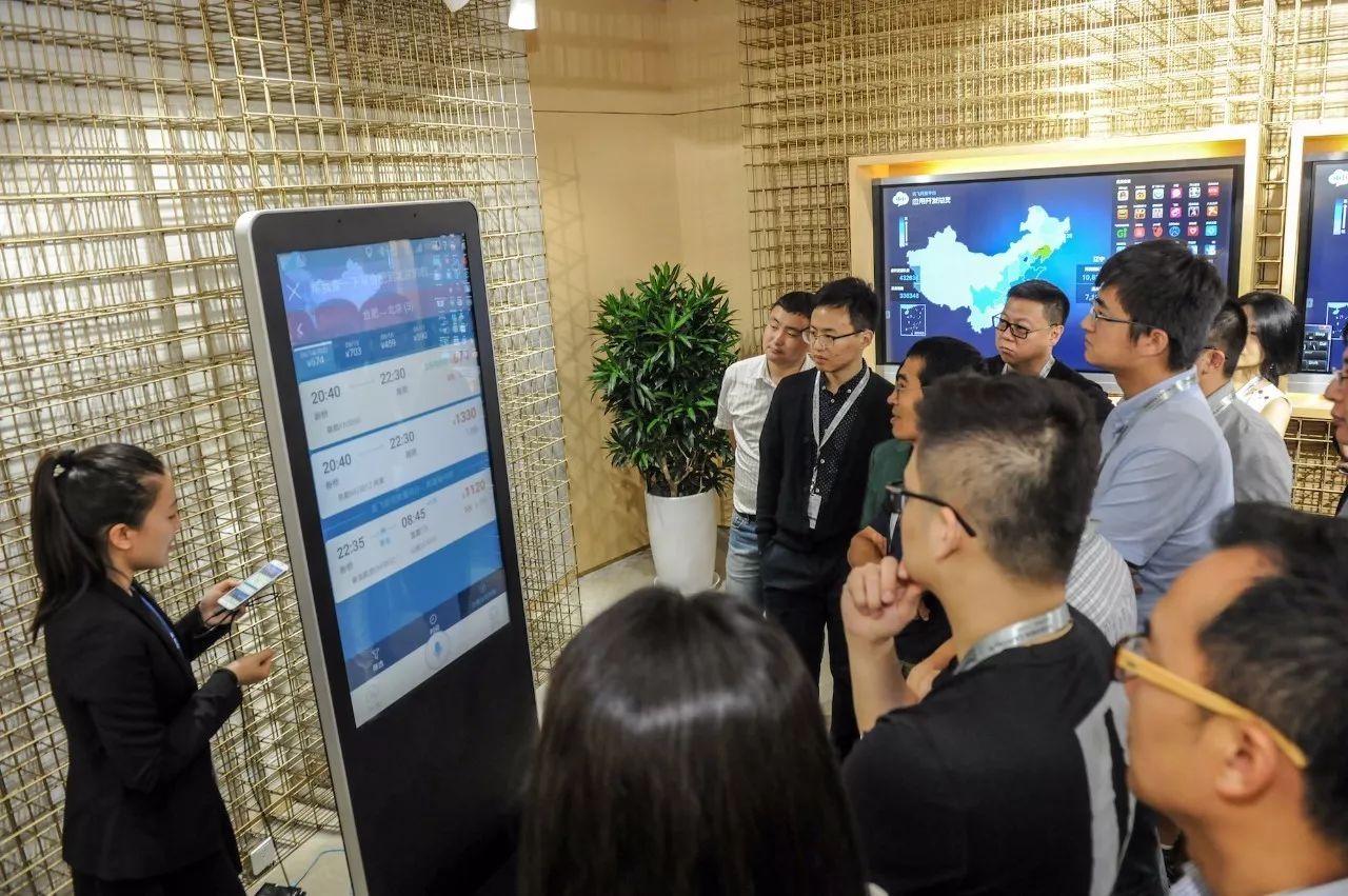 「深度」中国顶级AILab探访：*今条头日**、讯飞、阿里、腾讯、姚班都在做什么