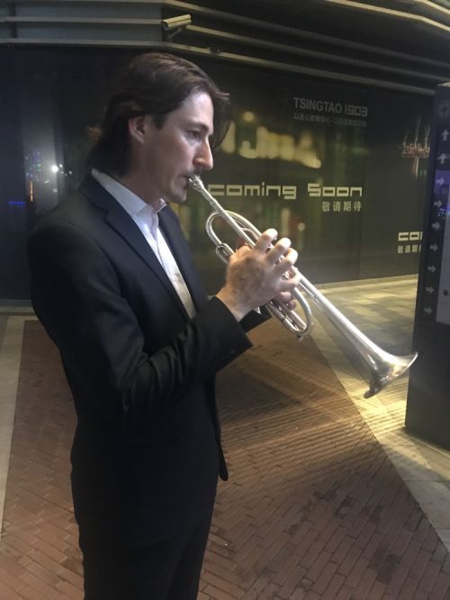 世界首支摩天轮交响乐在青岛西海岸奏响