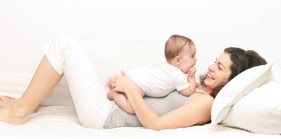 催乳师通乳的按摩穴位和手法,妈妈奶少催乳按摩手法教程