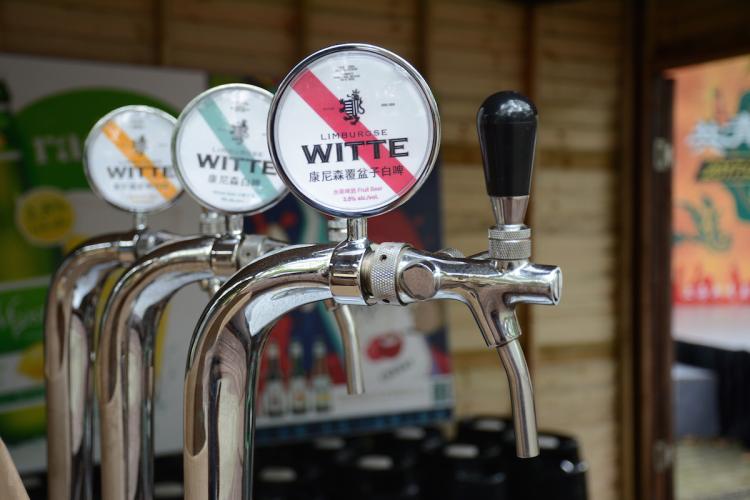 朋友，侬酒量哪能？国庆节去共青森林公园拼一杯吧，iPhone8等着你