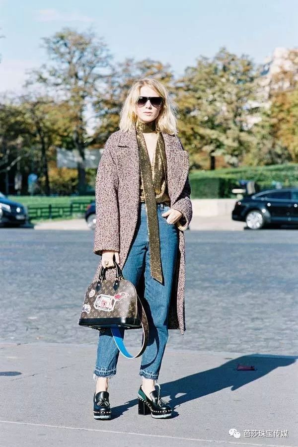 丝巾的100种新玩法,丝巾的各种新玩法