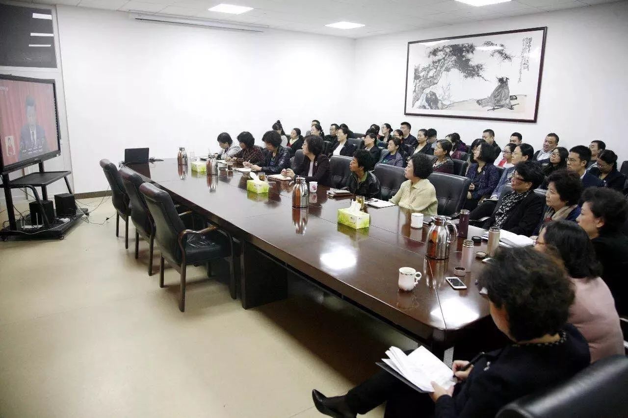 领航·倾听｜新思想引领新征程！各地妇联策划热议学习贯彻习*平近**新时代中国特点社会主义思想