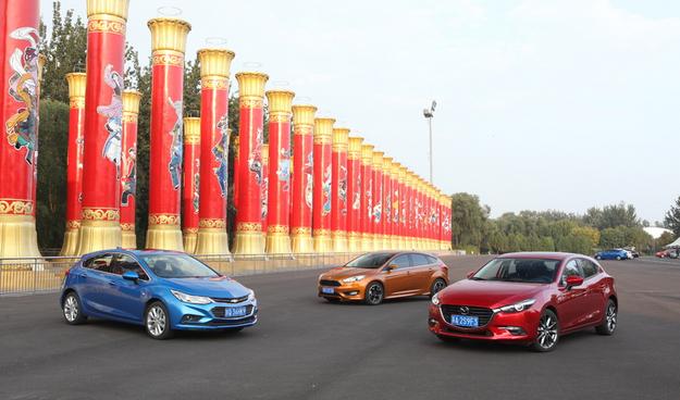 科鲁兹和福克斯,福克斯和昂克赛拉的空间哪个大