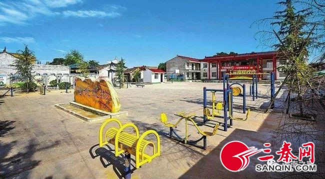 灞辨按涓轰即浜竴浠戒埂閲庣殑鑷劧瀹侀潤,灞辨按鐩镐即缇庢枃