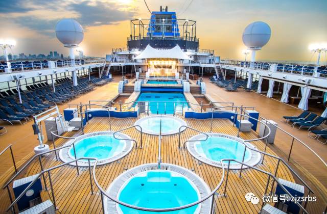 想在家门口搭乘邮轮去日本旅行吗？怎样省钱、邮轮体验如何……最强攻略告诉你要这样玩转巡海之旅！