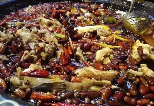 九鼎美蛙鱼头火锅广安平安大道,广安美蛙鱼头免费吃