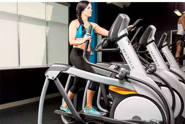 健身房用什么器械减肥最快,健身房先练有氧还是先练器械