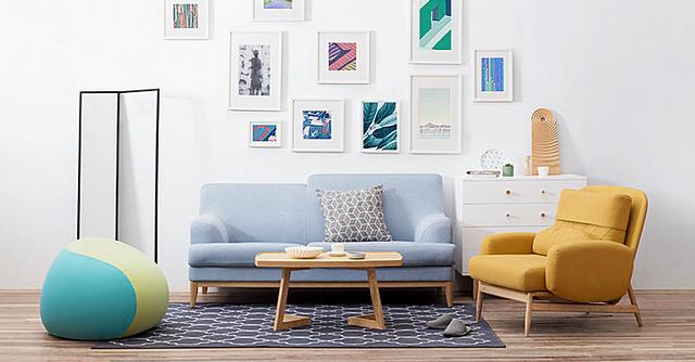 衣帽架充分利用家里的空间,房间有这种衣帽架太实用了