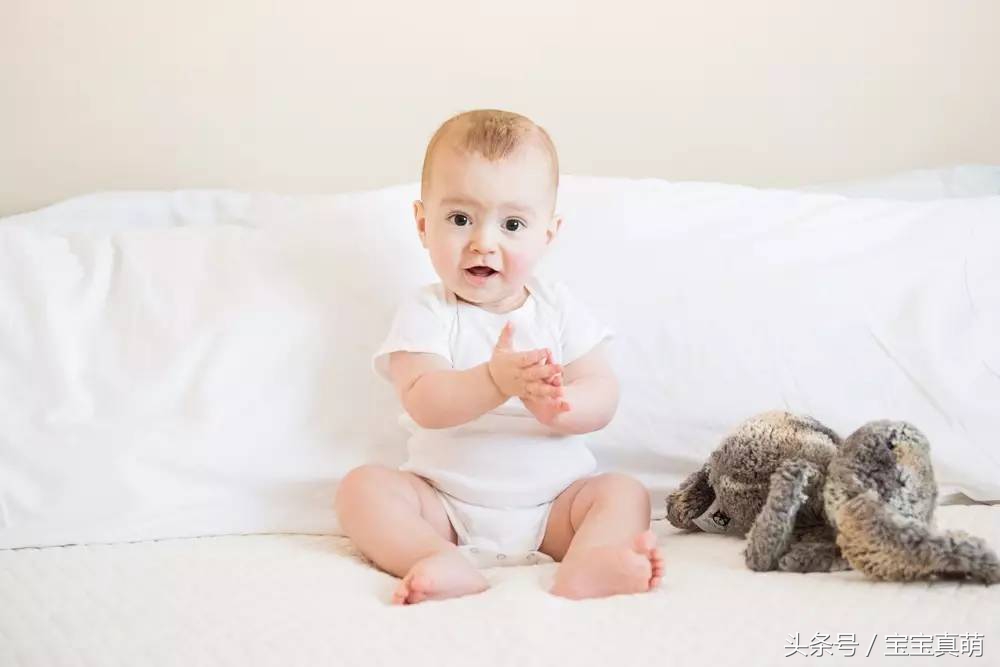 宝宝出现哪些异常时要报告,宝宝出现哪些行为需要注意